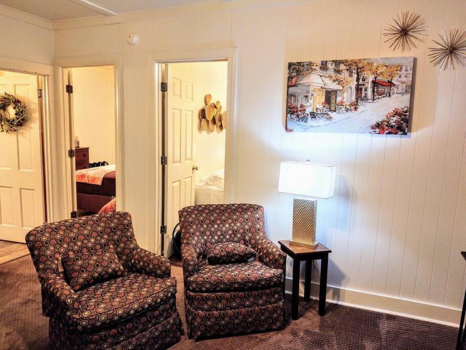 #05 - Lakefront Two Bedroom Cottage- Pet Friendly ホット・スプリングス エクステリア 写真